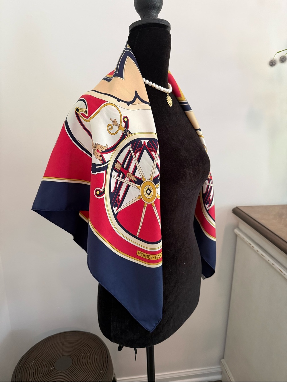 Hermes Silk Scarf Navy Red White Hand Rolled Made in France - Picture 4 of 12